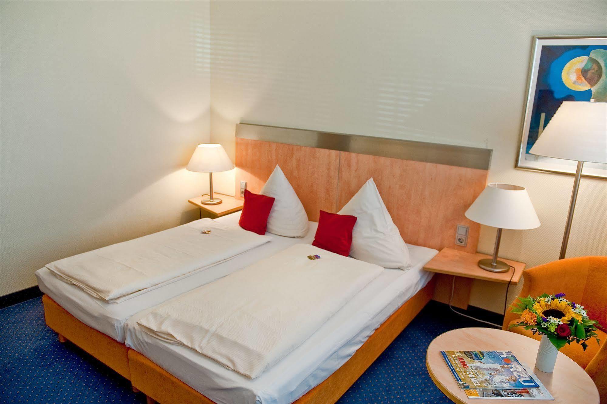 Hotel Central Frankenthal  Esterno foto
