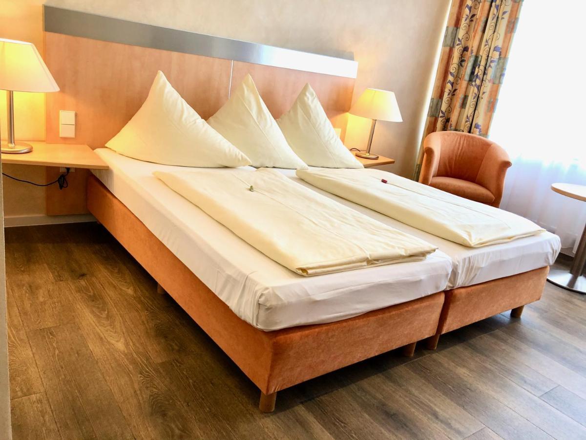 Hotel Central Frankenthal  Esterno foto